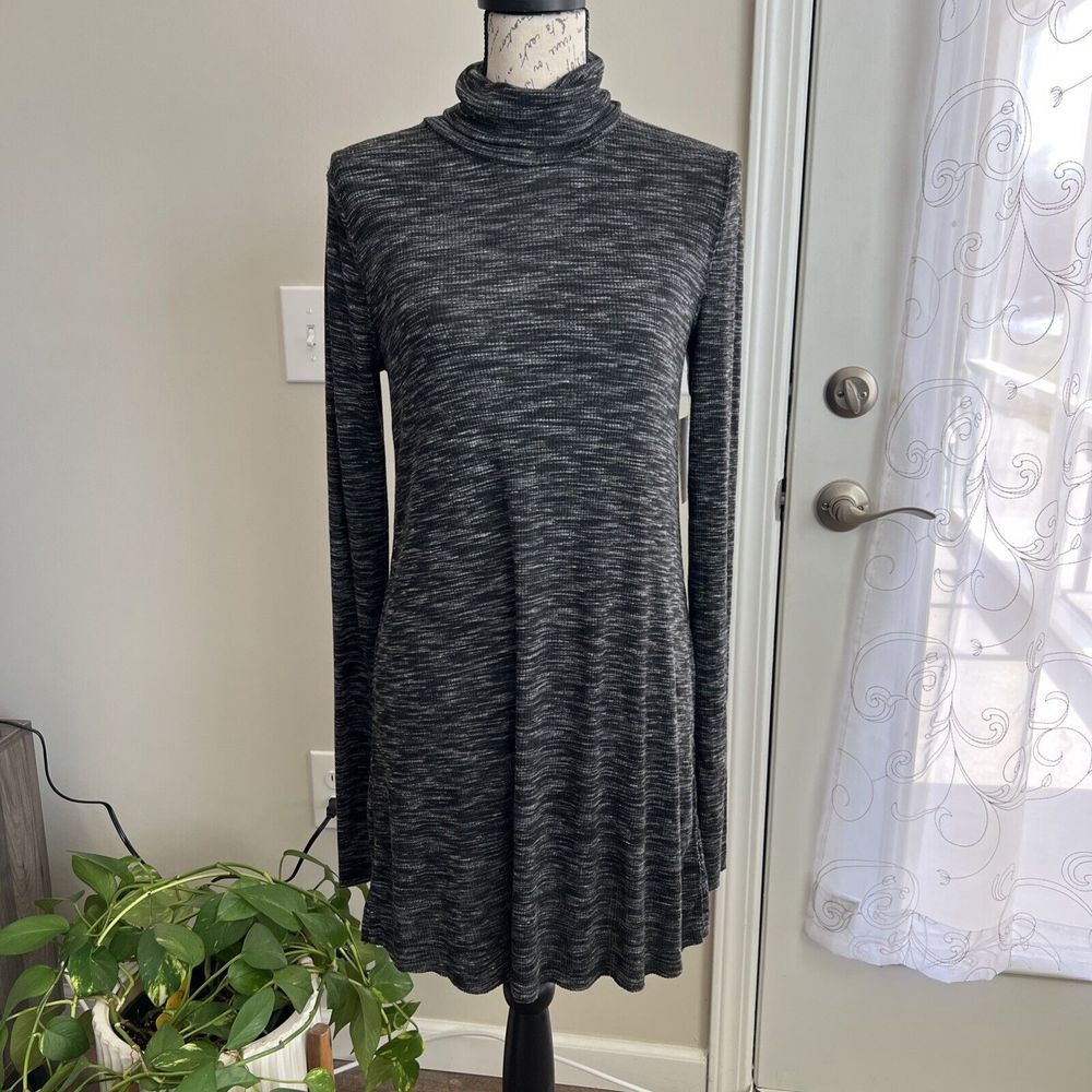 Free People Stonecold Ribbed Tunic Top Black Small‎